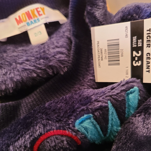 NWT "SNOW MUCH FUN" navy plush long sleeved pullover - Picture 2 of 2